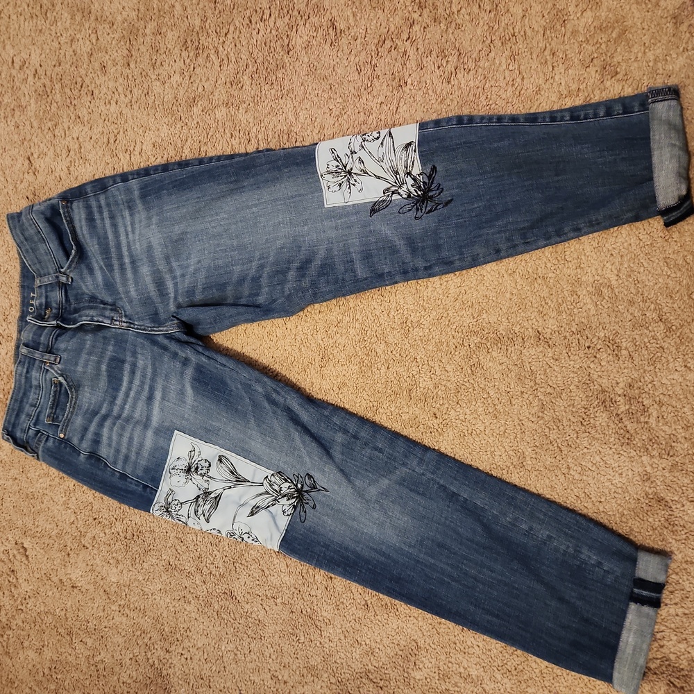 Women's jeans
